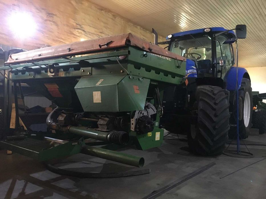 Передня навіска на трактора NEW HOLLAND T6090 RС СLASSIK