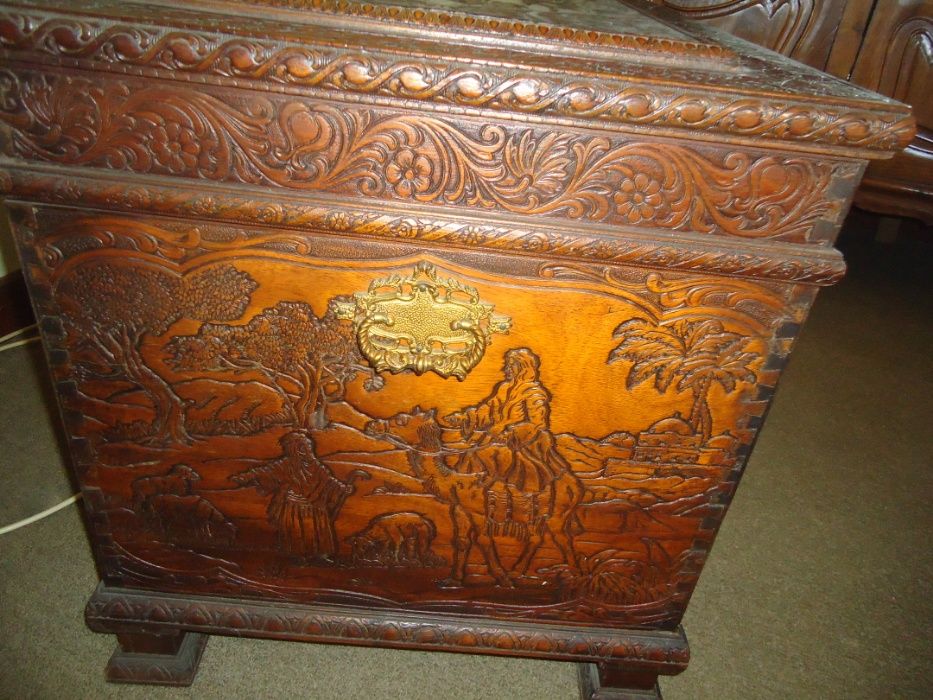 arcas e cadeira de baloiço