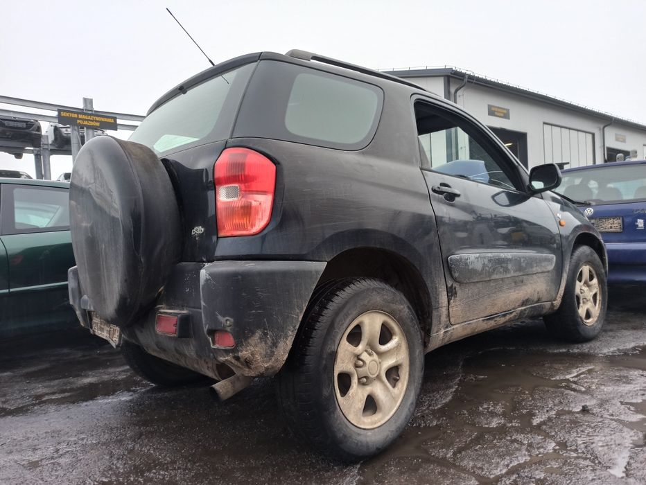 Toyota rav4 2 generacji ll zderzak błotnik części