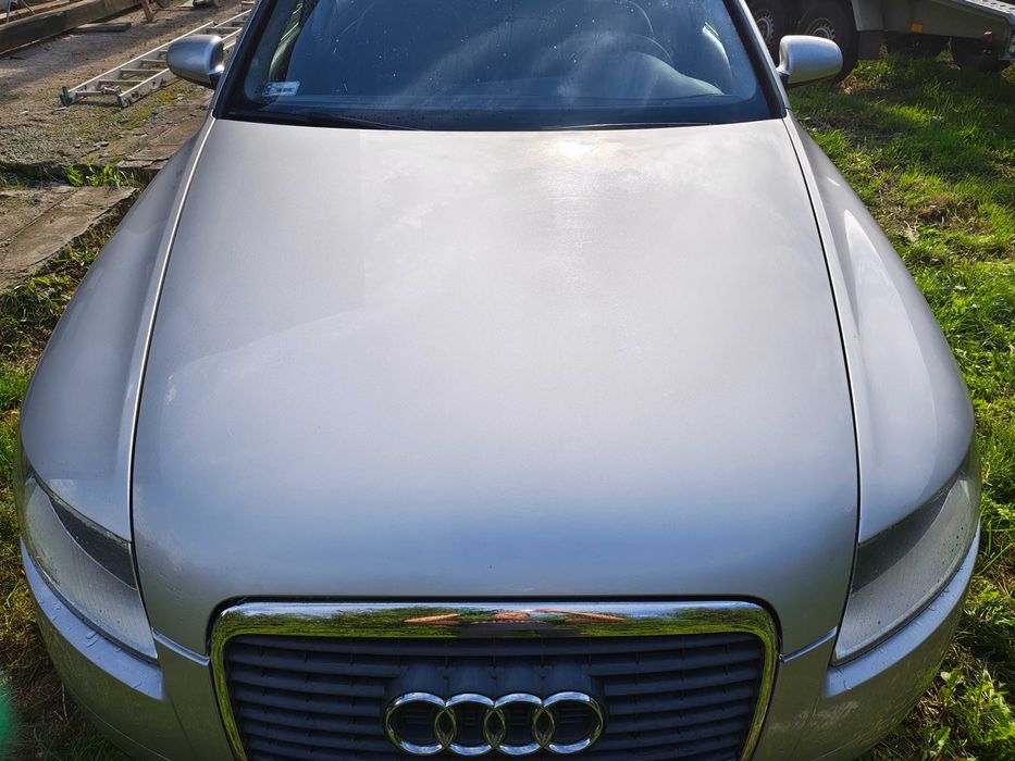 Audi A6 C6 maska LY7W