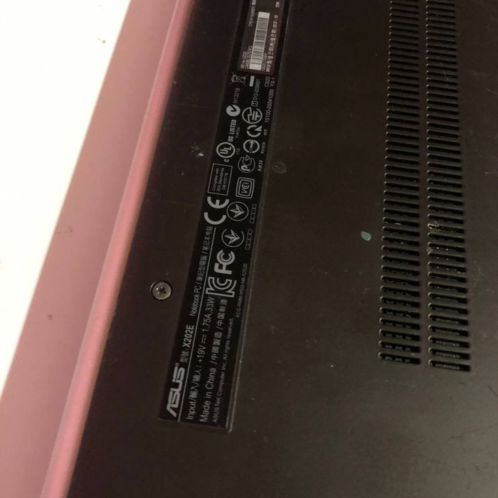 Ноутбук ASUS VivoBook