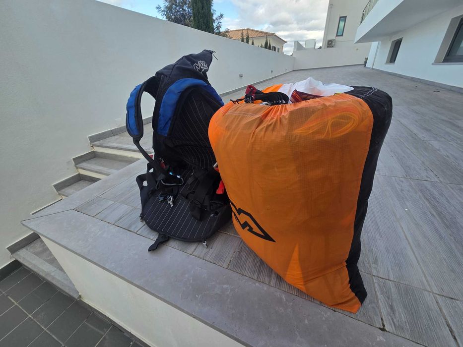 Asa de Parapente MAC PARA Magus XC 24 + Arnês — Muito Pouco Uso