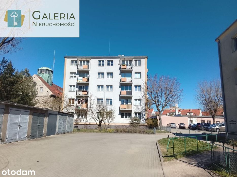 Dwa pokoje, balkon, świetna lokalizacja!