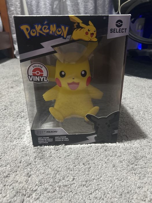 Vendo pikachu edição ilimitada