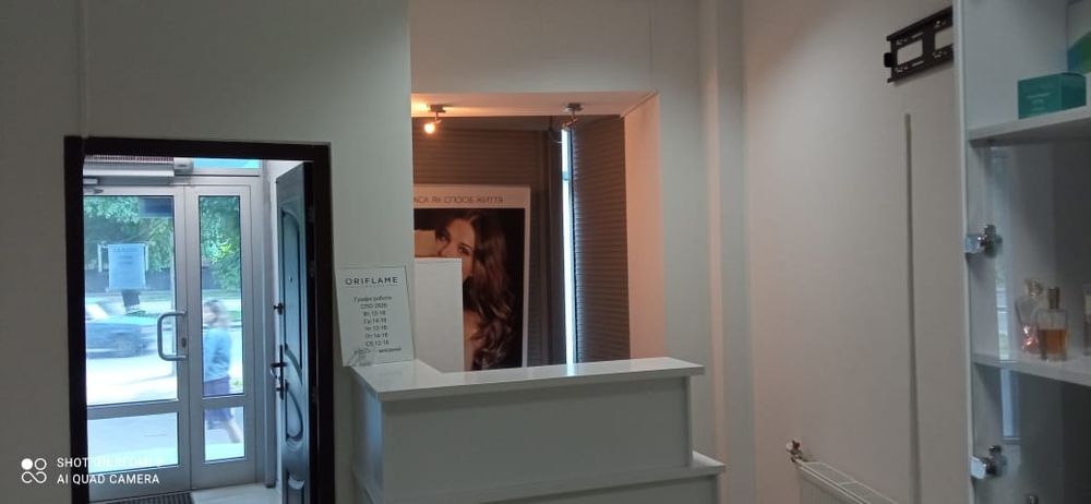 Продаж нежитлового приміщення вільного призначення в центрі міста