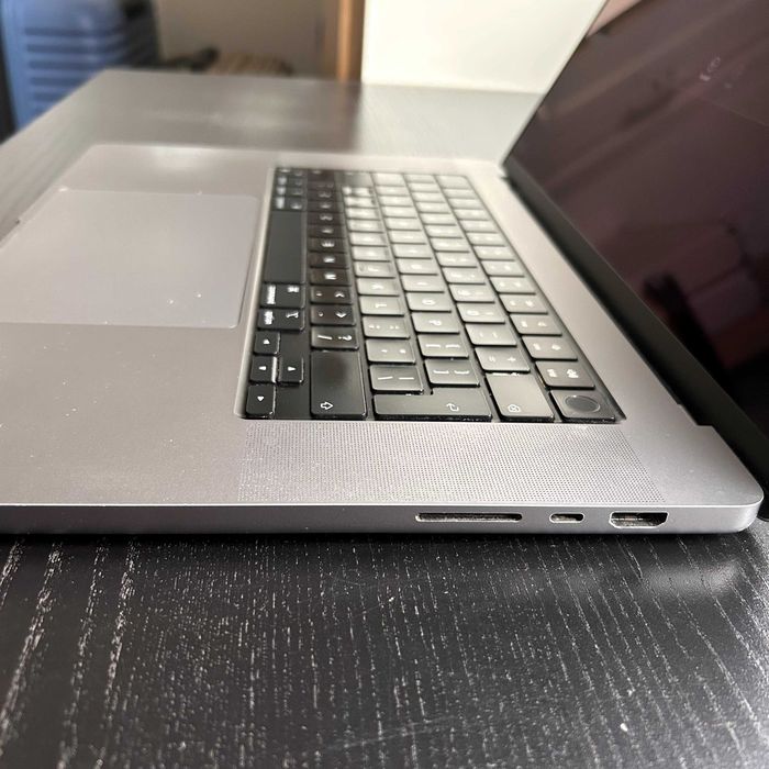 macbook pro m1 16" 16gb