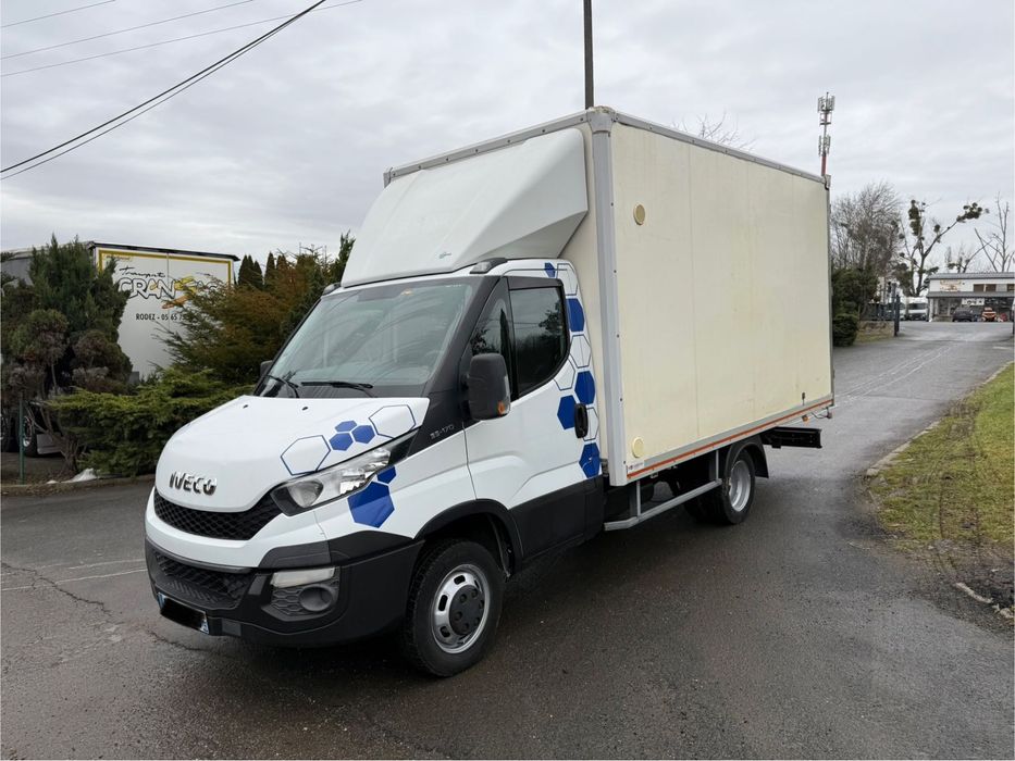 Iveco DAILY 35-170 *3.0* TYLKO 92000 km* KONTENER* Bliźniak* Tempomat* Blokada Mostu*  DAILY 35-170 *3.0* 92000 km* KONTENER* Bliźniak* Tempomat* Blokada*