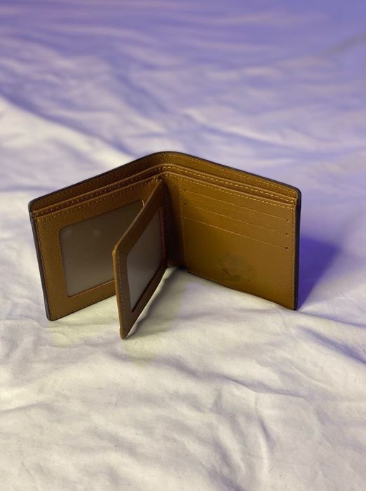 Carteira da LV castanha