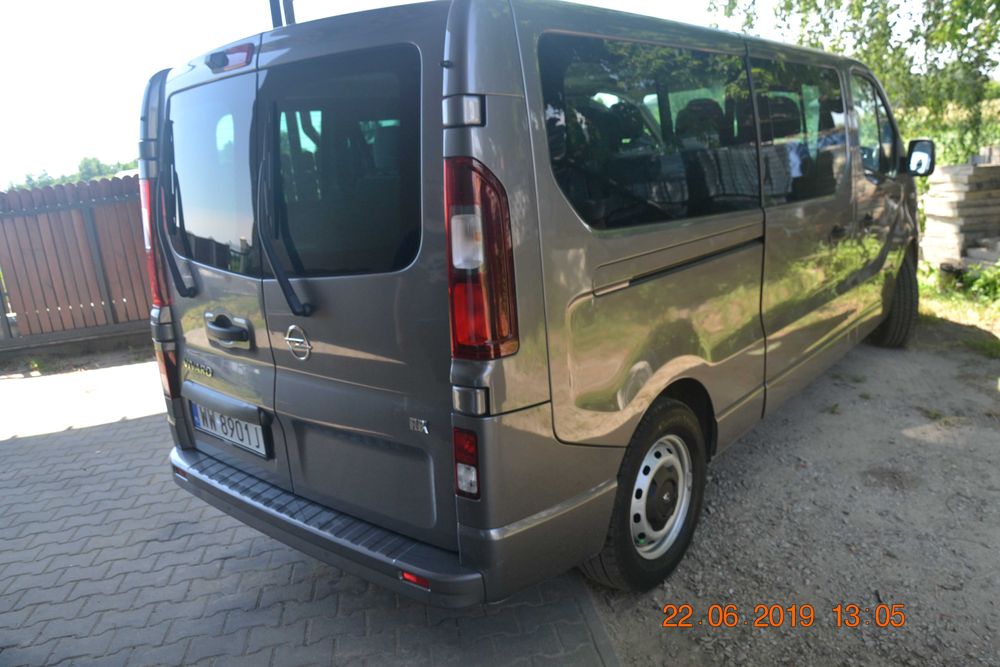 bus 9-cio osobowy wypożyczalnia wynajem