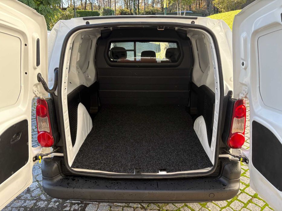 Peugeot Partner 1.6HDi Premium Nacional c/ IVA 3lug.