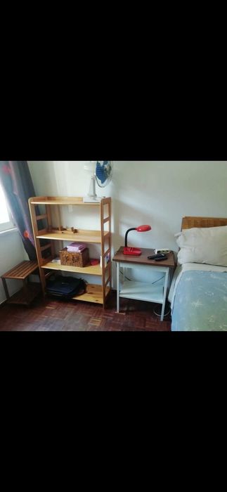 Aluga-se quarto a estudantes