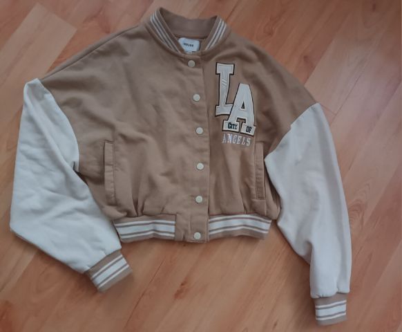 Oddam Bluzę bomberka krótka stan idealny - House