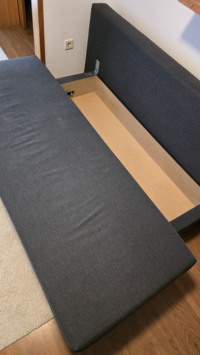 VENDIDO Sofá-cama 3 lugares