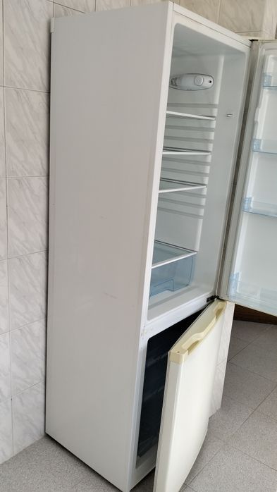 Frigorífico combinado  Electrónia