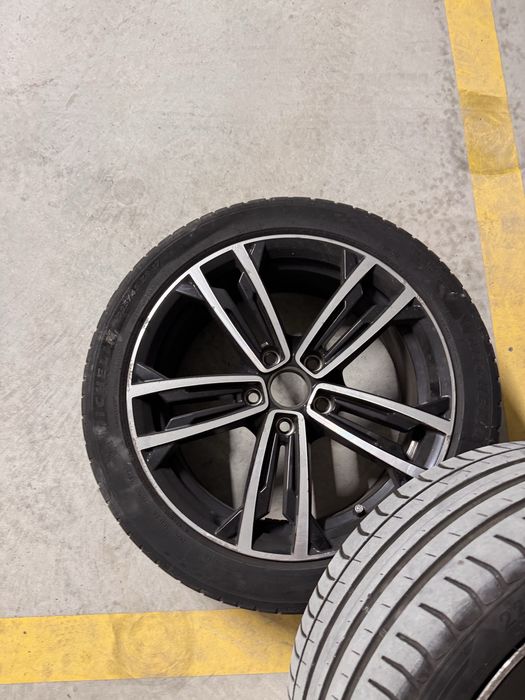 Jantes R17 com pneus