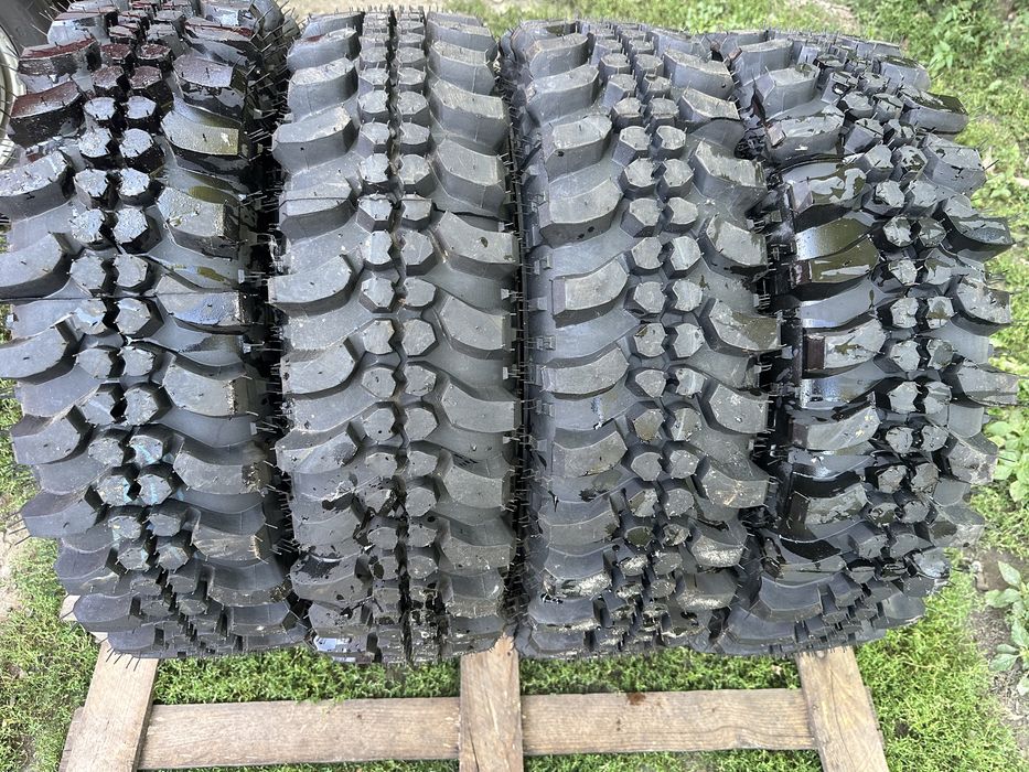 Шини краби болото 225/75 R16 , резина нова на джип