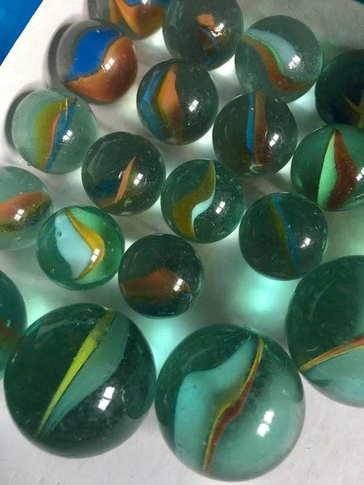 15 small marbles and 8 large marbles64729678119427122