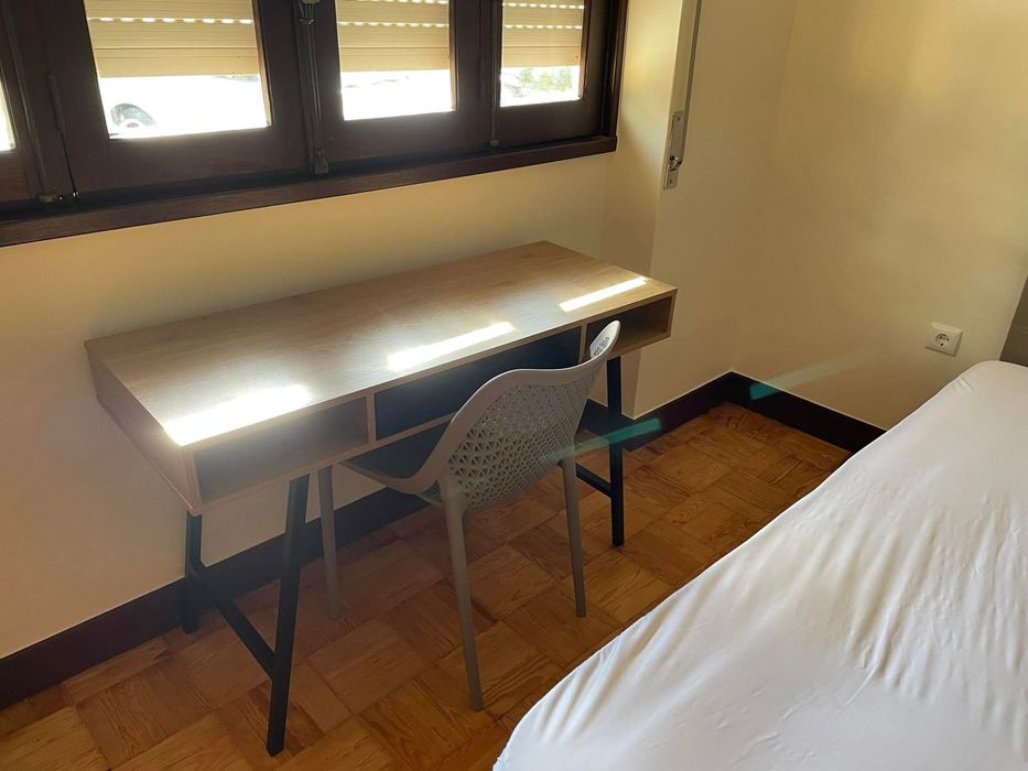 Quarto para estudante