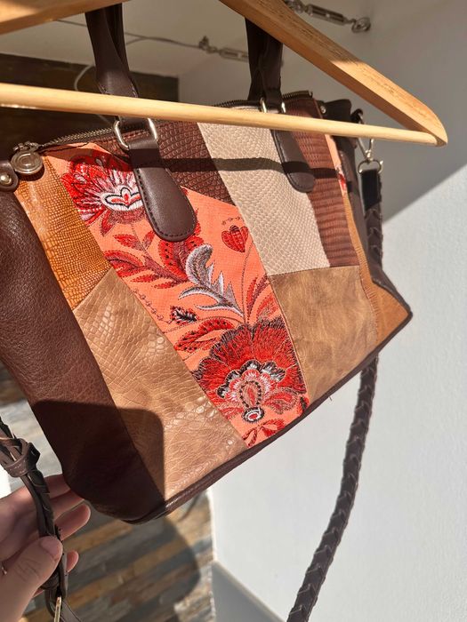 Mala Desigual em bom estado!