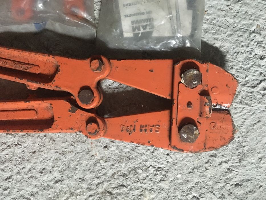 Tesouras corte ferro