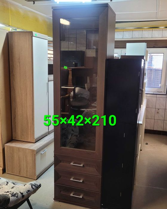 Witryna wysoka. Duży wybór. Możliwy transport