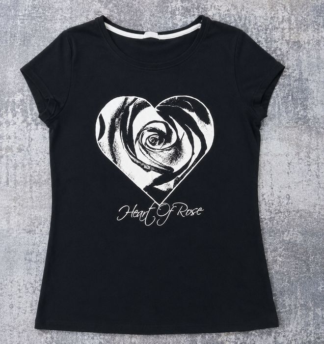 Czarny T-shirt damski