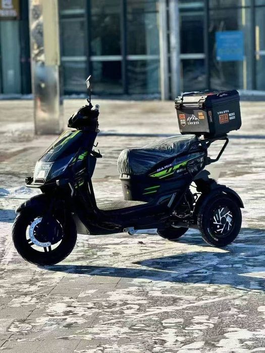 Электроскутер CRUZZER ECO SMART,двиг 2000W,акум.72V 32Ah