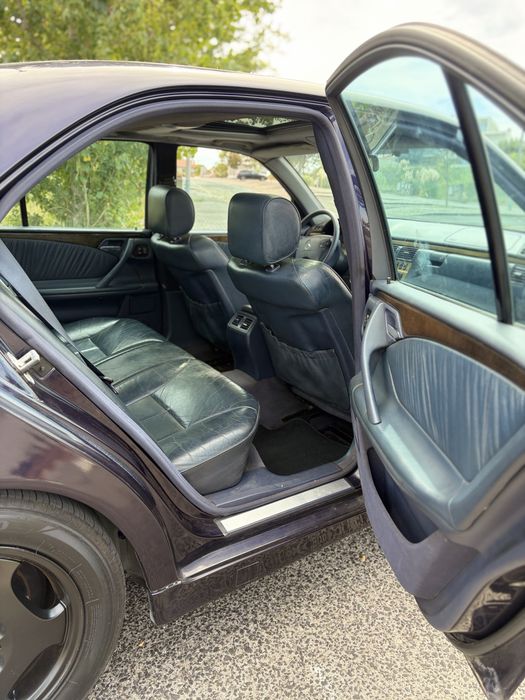 Mercedes Benz E200 CDI avantgarde