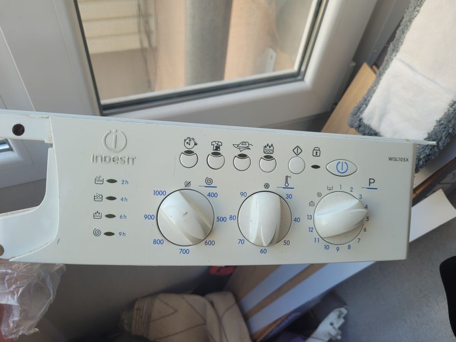 Indesit WISL 105X
