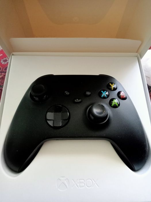 Продаю геймпад Xbox series X