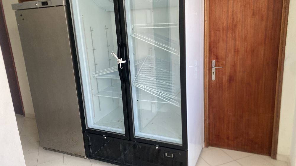 Expositor de bebidas frigorífico