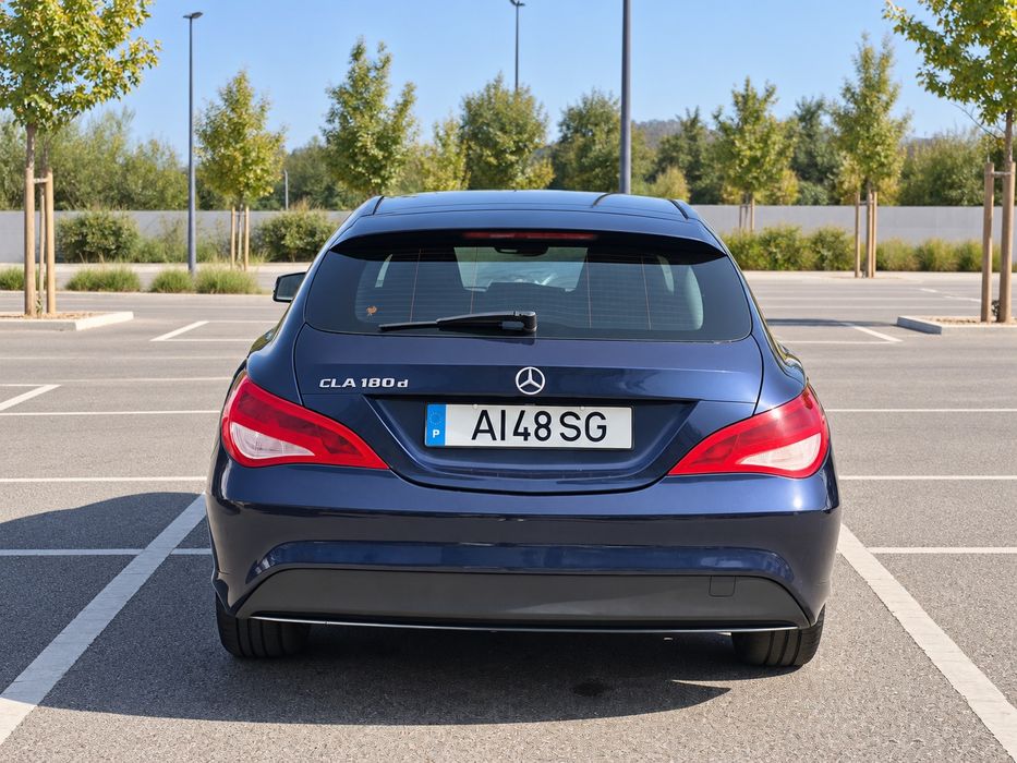 Mercedes-Benz CLA 180d Shooting Brake — photo 4
