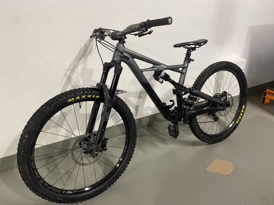 Rower Specialized enduro 650 b z 2017 roku.