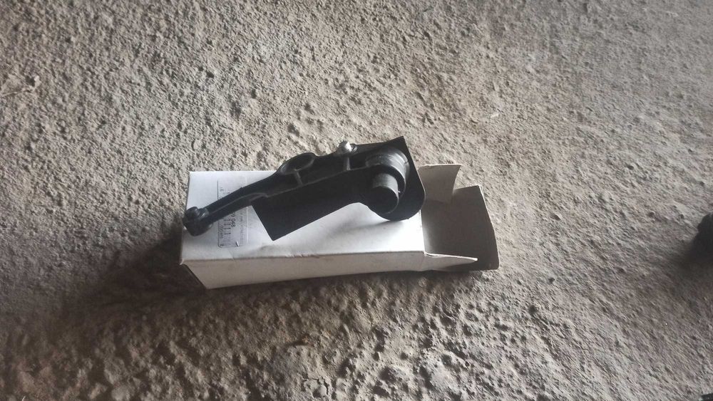 CITROEN SAXO lift gaźnik+ czujnik położenia wału