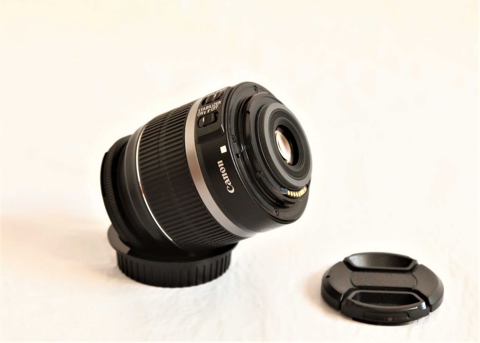 Lente Canon 18-55mm com estabilizador objetiva em bom estado