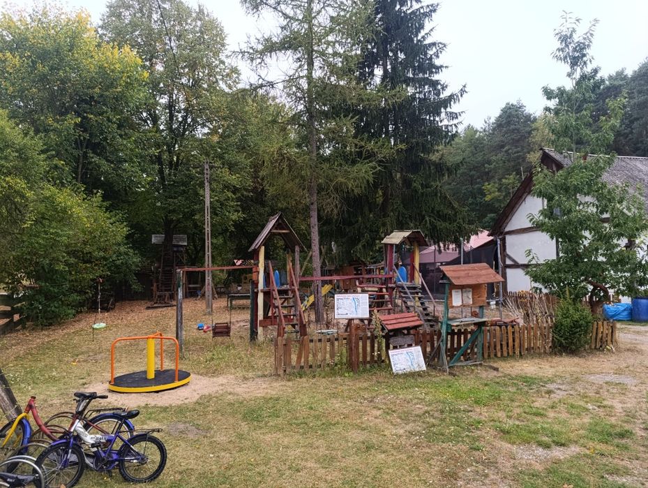 Sprzedam dom z wyposażeniem