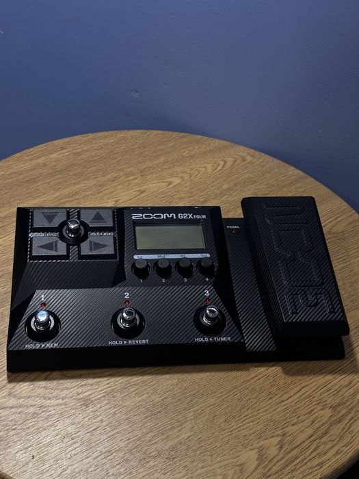 Zoom G2X  Four Б/У