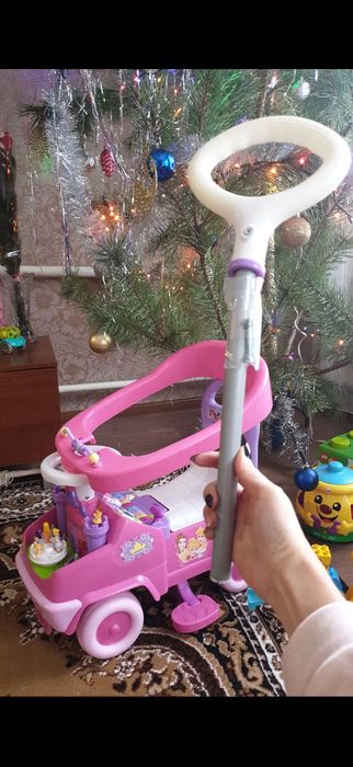 Чудомобіль-каталка Kiddieland «Принцеси Disney» 3 в 1 (з ручкою та гойдалкою)