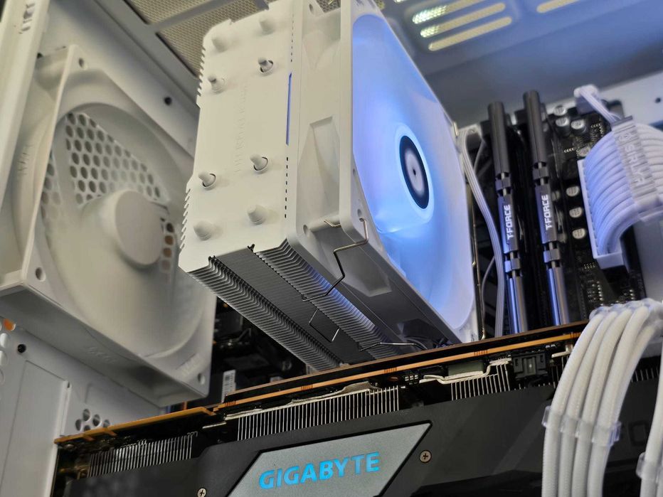 PC Torre Gaming [Garantia] Ryzen 5 + RTX + 16GB RAM + NVMe + W11