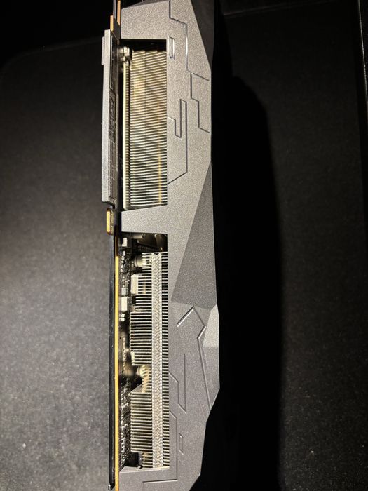 ASUS ROG STRIX RADEON RX 5500XT OC 8GB - Testada e em ótimo estado