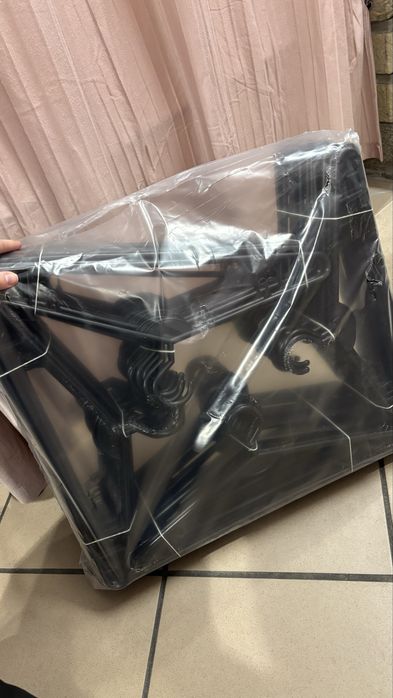 Wieszaki na ubrania 200 sztuk  nowe wyposazenie sklepowe