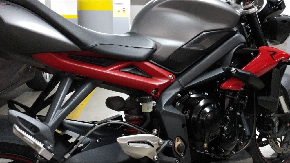 Triumph Street Triple