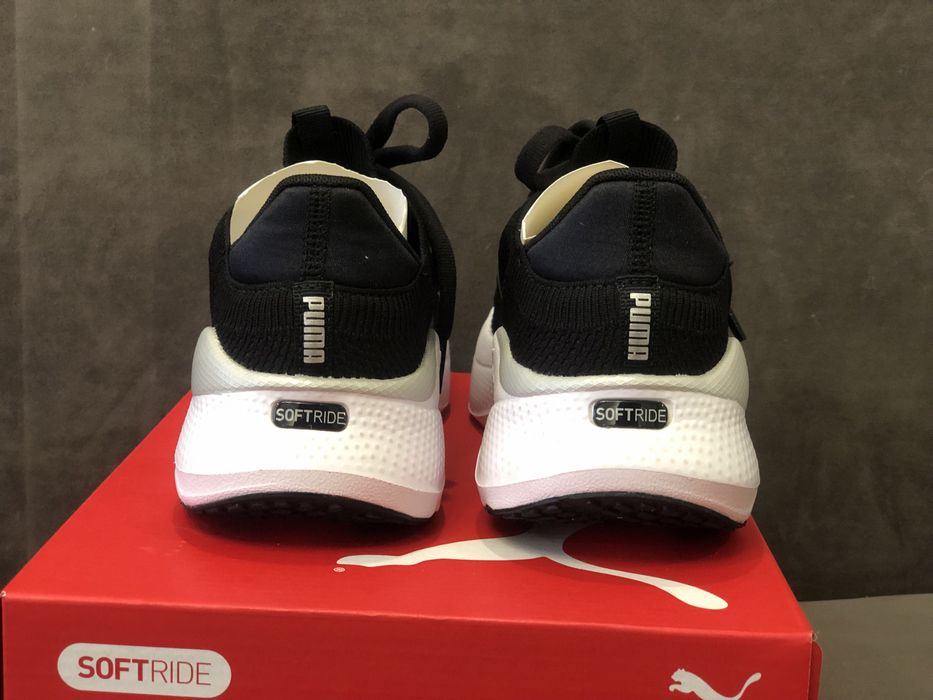 Кросівки жіночі PUMA
