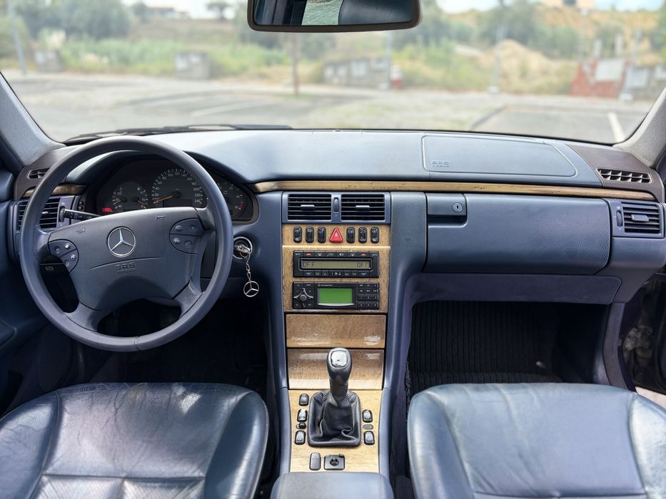 Mercedes Benz E200 CDI avantgarde