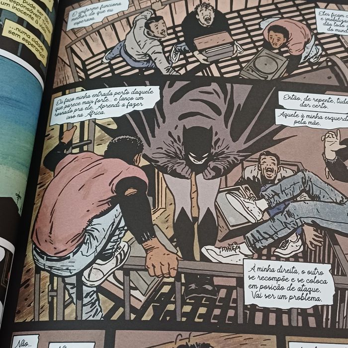 Batman Ano Um Edição Absoluta em português 2 revistas em capa dura
