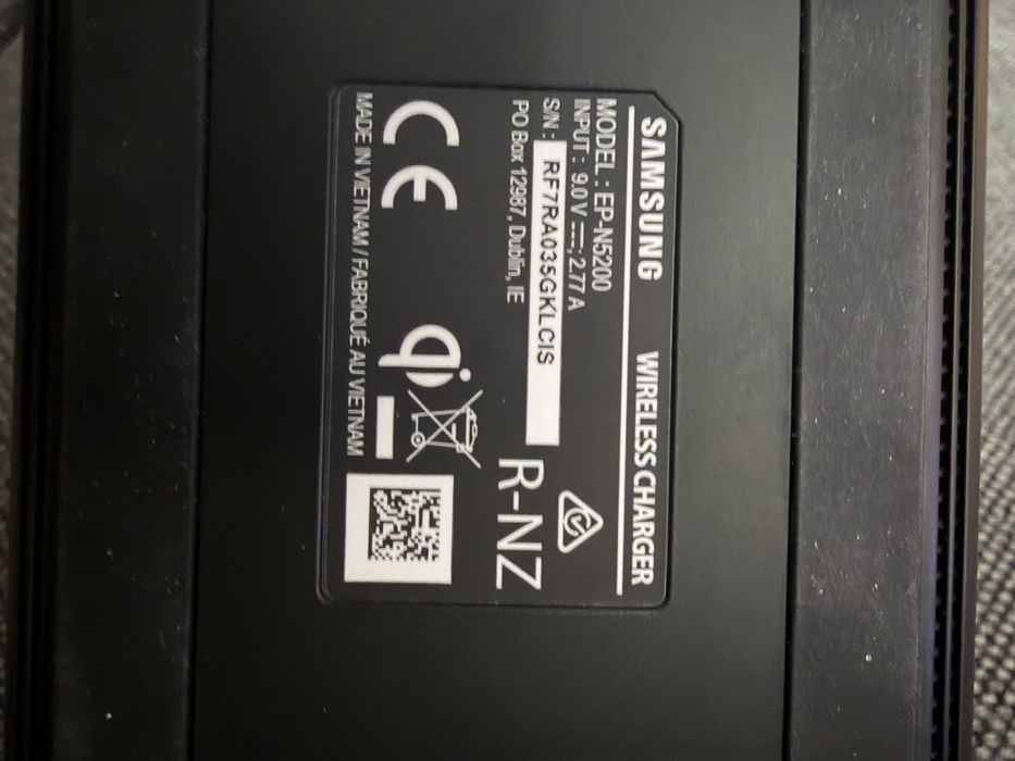 Samsung EP N5200 ladowarka bezprzewodowa 15W z wentylatorem