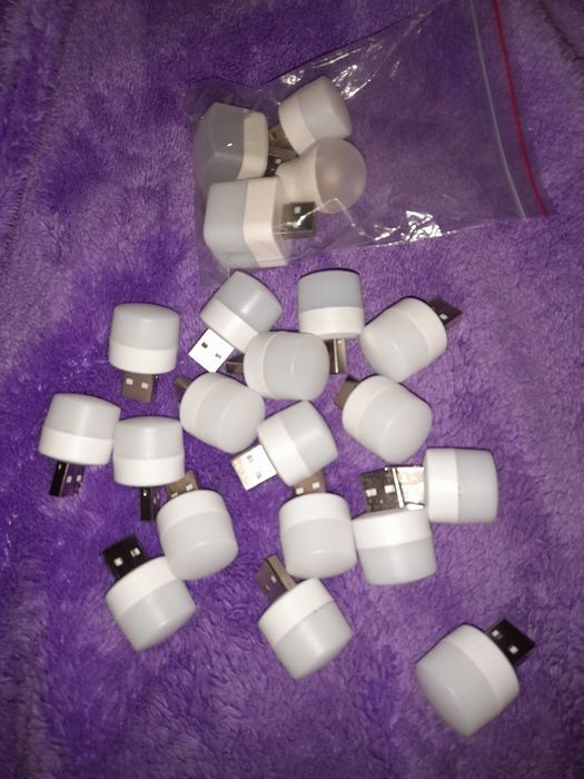 Міні-лампочка для павер-банка з usb входом