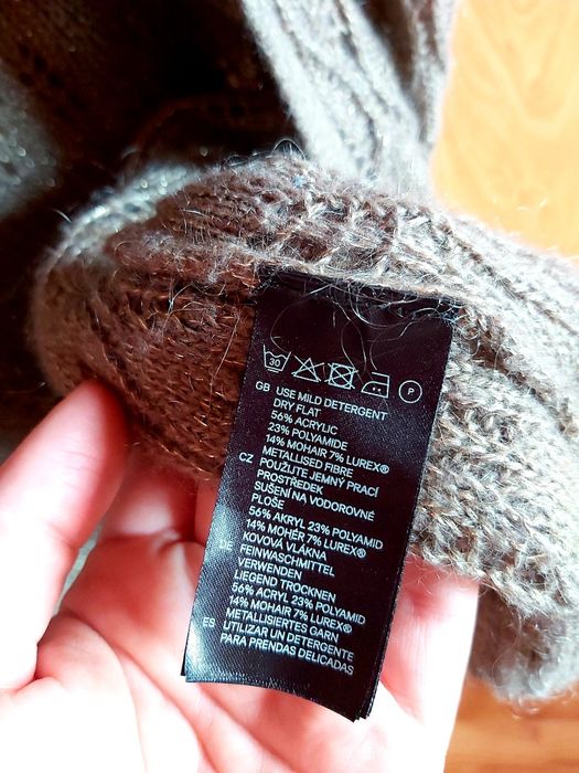 Kawowa narzutka H&M r. XS ze złotą nitką