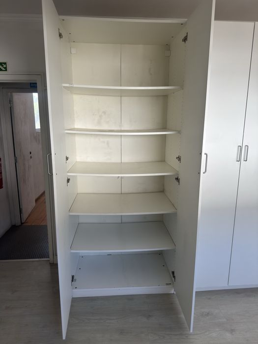 Lote 9 Armarios IKEA   -  Ler Descrição