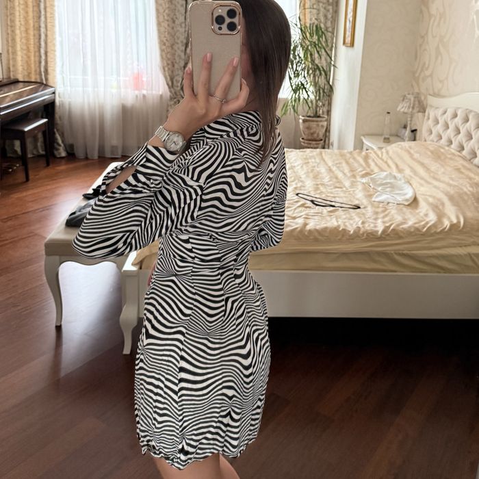 Сукня Bershka XS